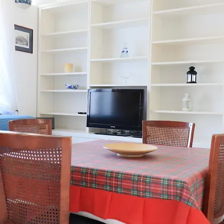 Cataldo Apartment *